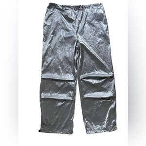 Vinyl Icons Silver Parachute Cargo Pants Metallic Nylon L NWT
